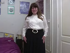 Redhead cutie video  ...