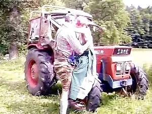 Holly video porno ma ...