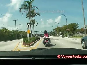 Sexy teen diteggiatu ...