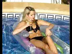 Ragazza video porno  ...